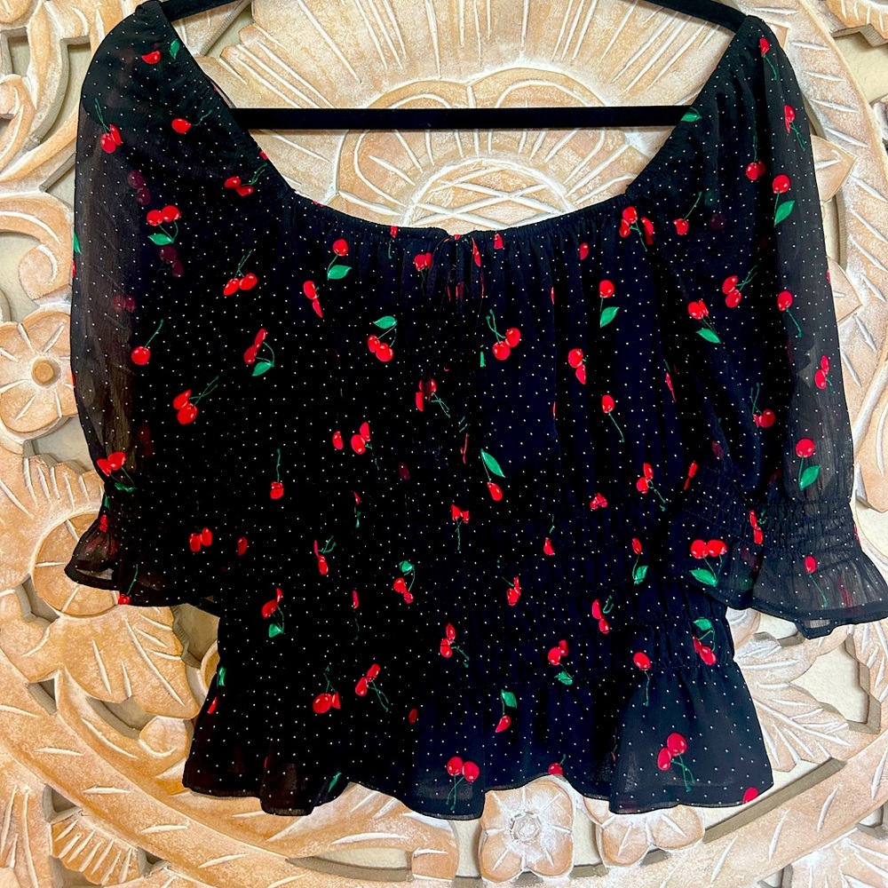 Cherry 🍒 top